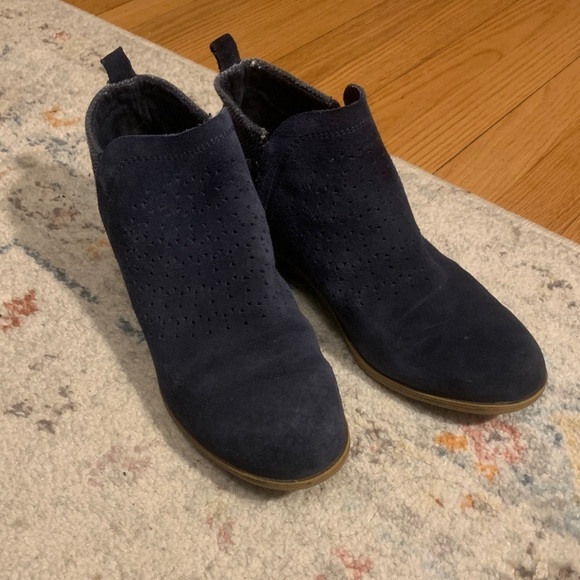 TOMS Blue Suede Booties - Picture 2 of 8